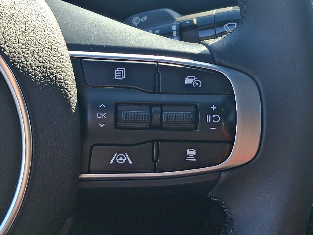 Certified 2025 Kia K5 GT-Line w/ GT-Line Premium Package AWD/4WD image 18
