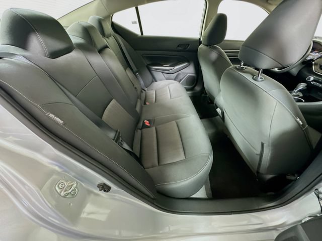 Used 2024 Nissan Altima 2.5 SV FWD image 24