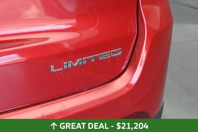 Used 2025 Jeep Compass Limited AWD/4WD image 13