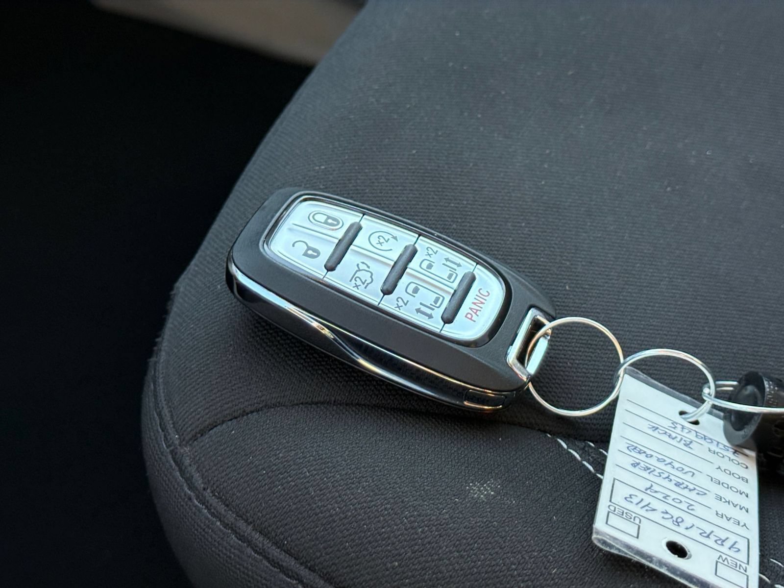 Used 2024 Chrysler Voyager LX FWD image 20