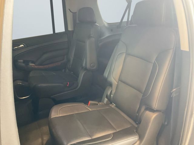 Used 2019 Chevrolet Suburban Premier AWD/4WD image 13