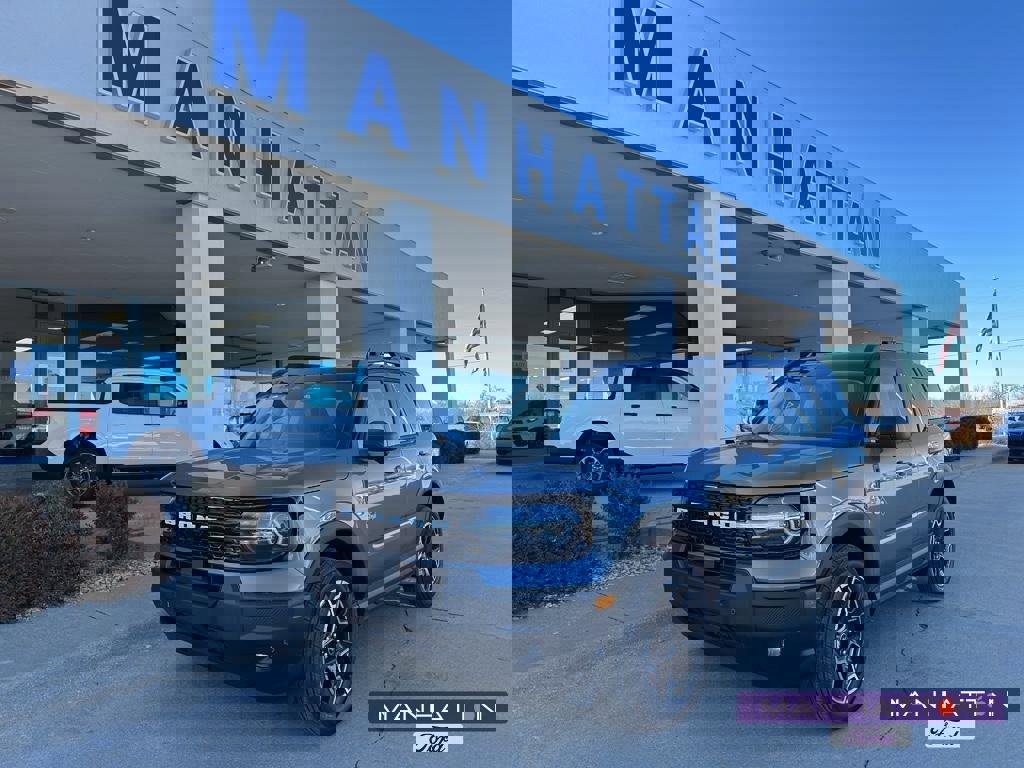 New 2025 Ford Bronco Sport Outer Banks w/ Outer Banks Tech Package+ image 1