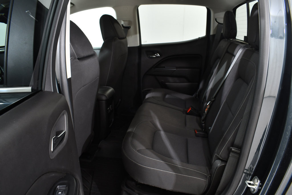 Used 2018 Chevrolet Colorado LT w/ LT Convenience Package AWD/4WD image 16