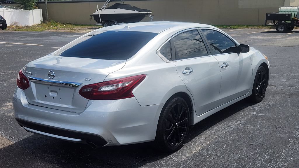 Used 2018 Nissan Altima 2.5 SV FWD image 6