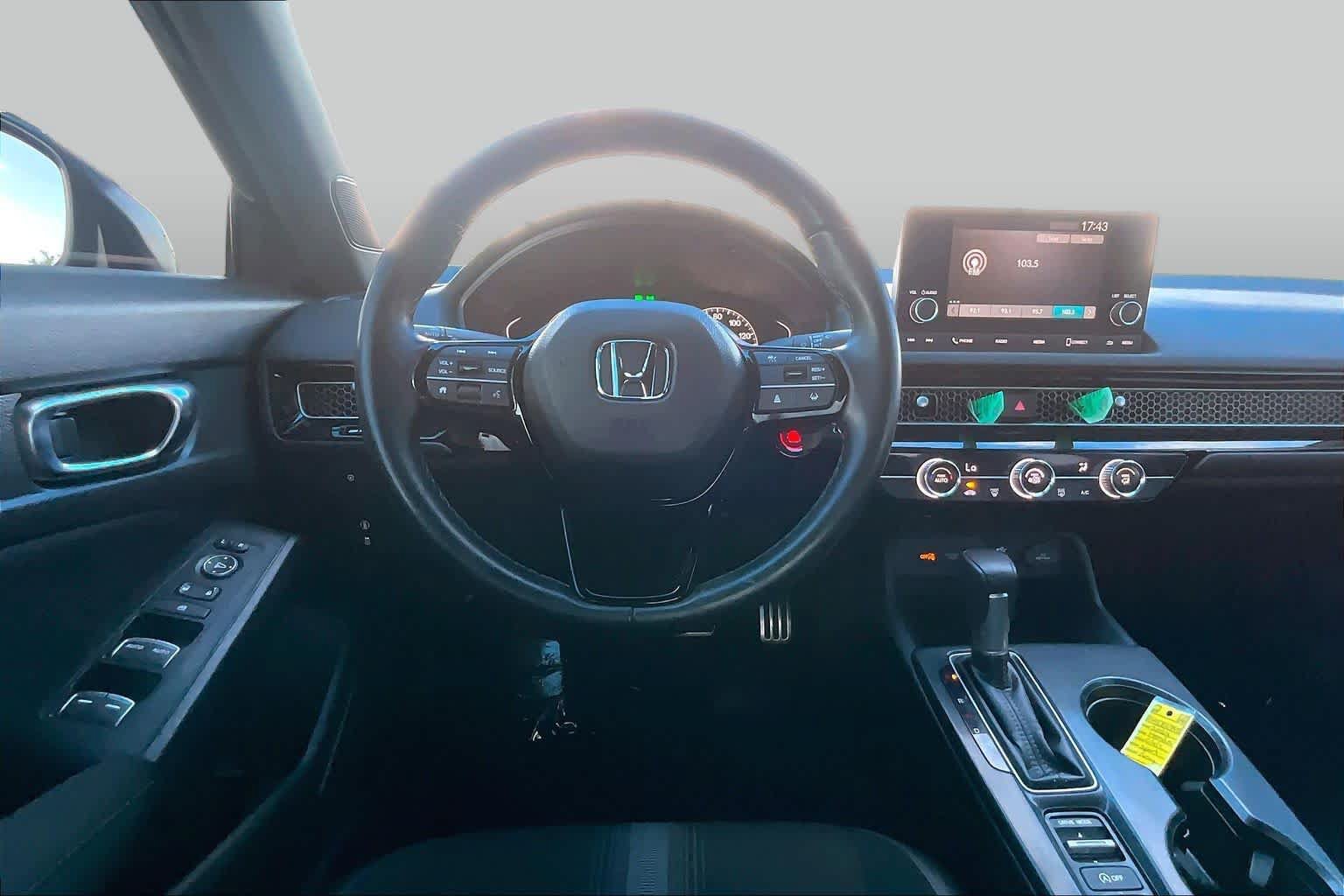 Used 2024 Honda Civic Sport image 6