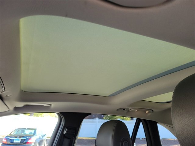 Used 2021 Mercedes-Benz GLC 300 4MATIC image 17