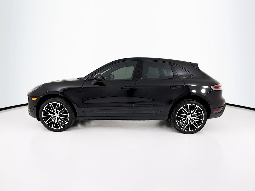 New 2026 Porsche Macan AWD/4WD image 2