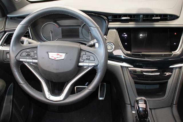 Certified 2024 Cadillac XT6 Sport AWD/4WD image 18