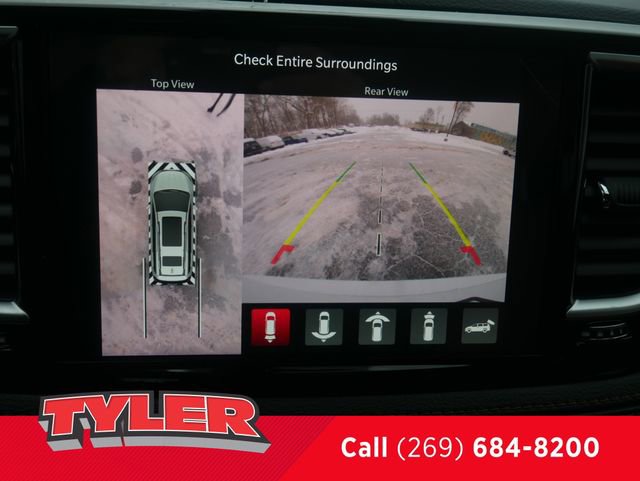 New 2026 Chrysler Pacifica Pinnacle w/ Trailer Tow Group AWD/4WD image 53