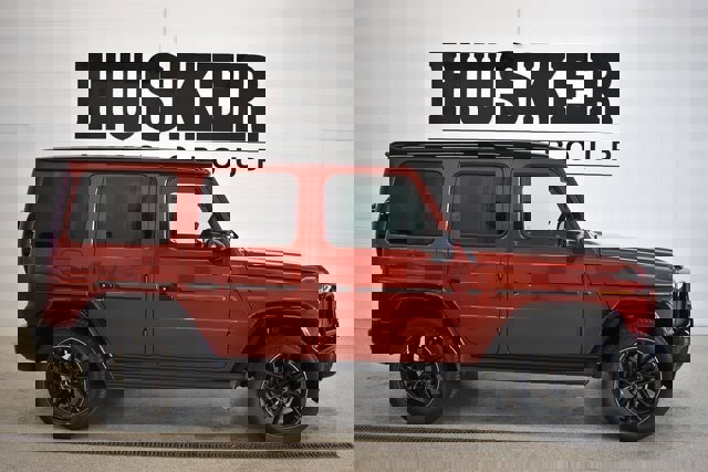 Used 2025 Mercedes-Benz G 550 image 2