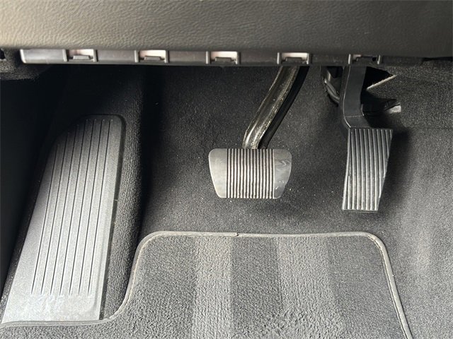 Used 2024 Jeep Wagoneer Series II w/ Flexible Seating Group image 17