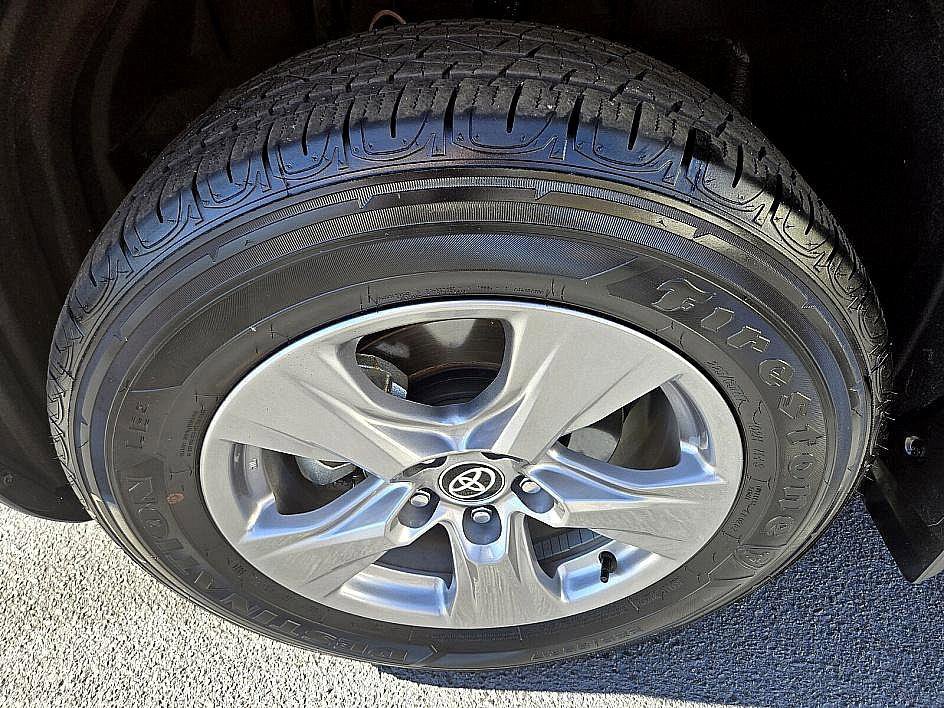 Used 2025 Toyota RAV4 LE image 19