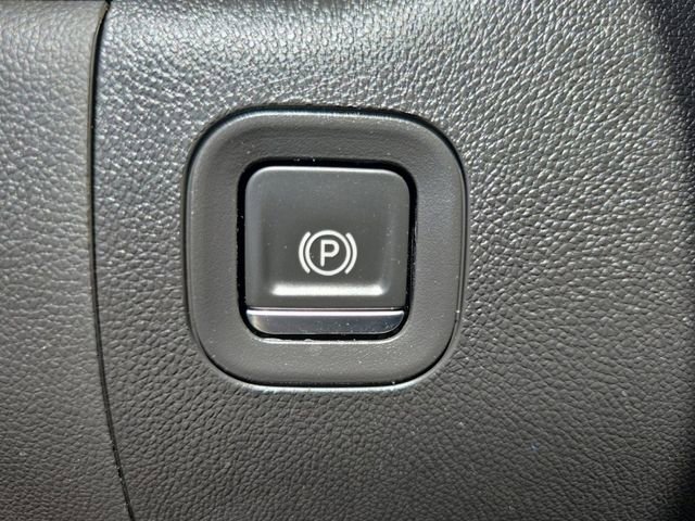 Used 2021 Chevrolet Silverado 1500 Custom image 27