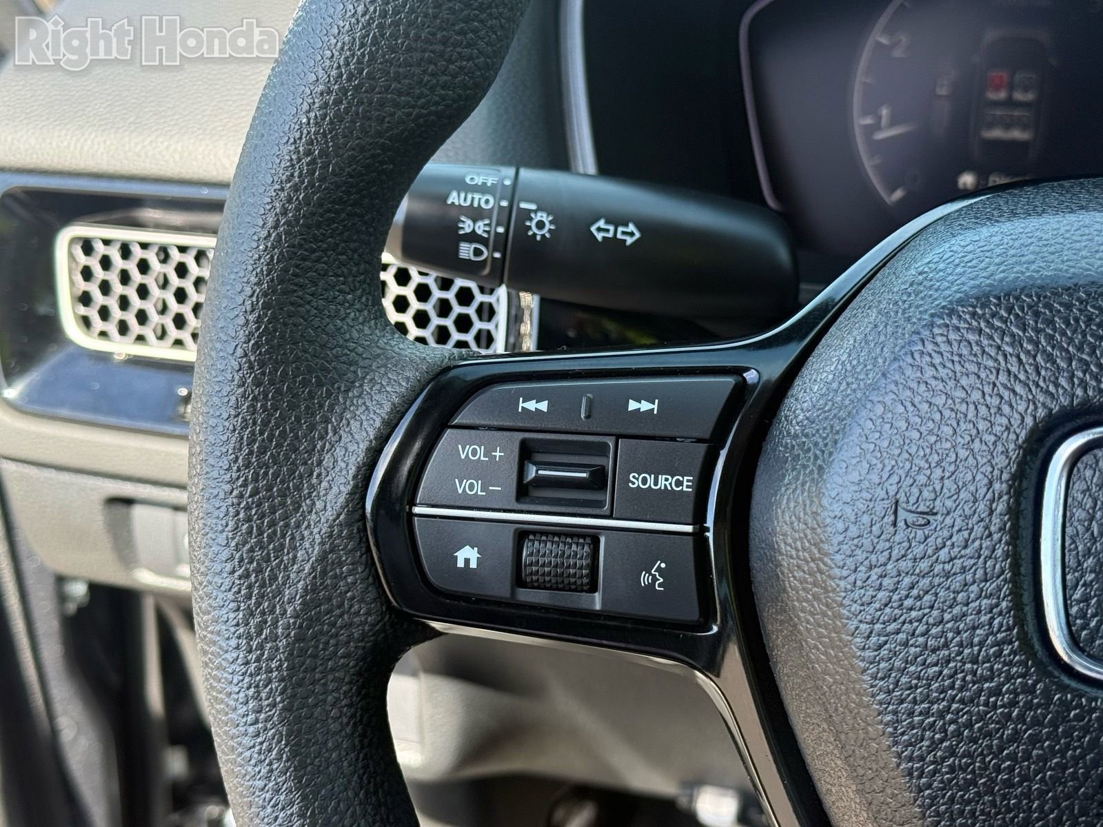 Certified 2023 Honda Civic LX image 18