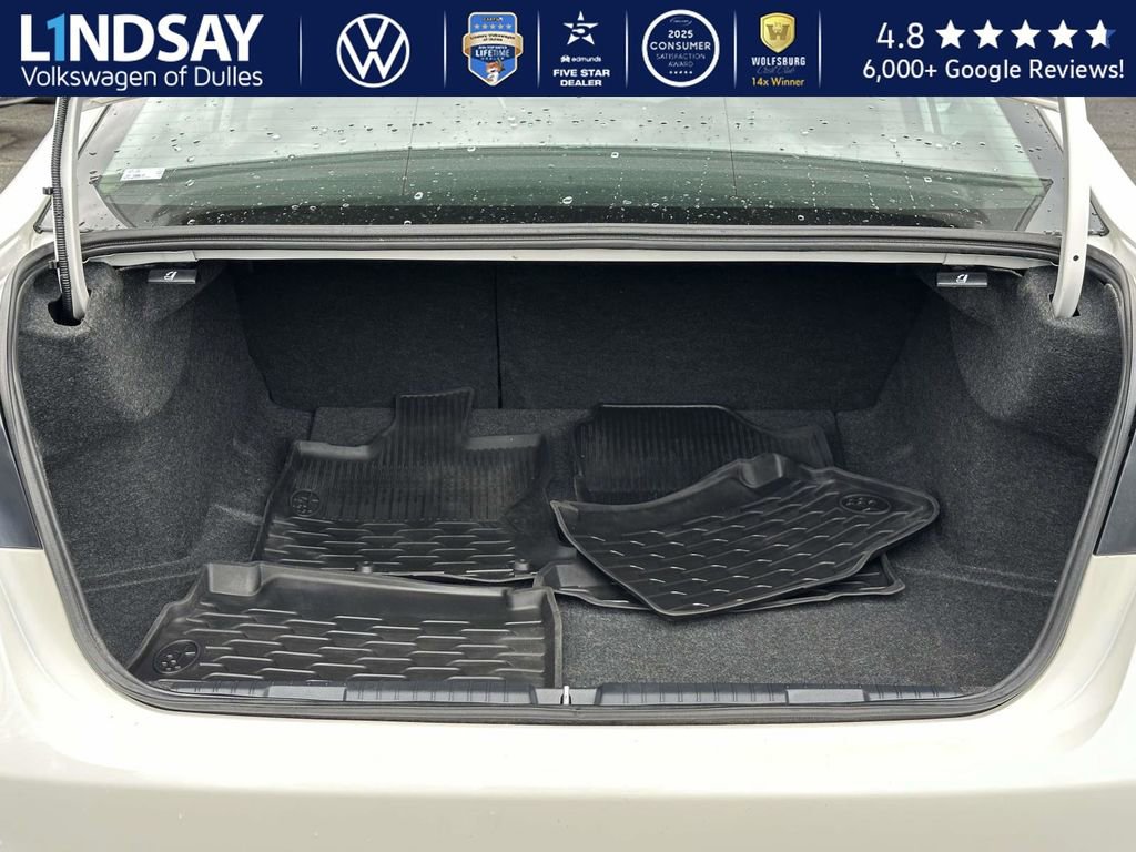 Used 2023 Subaru Legacy Premium image 14