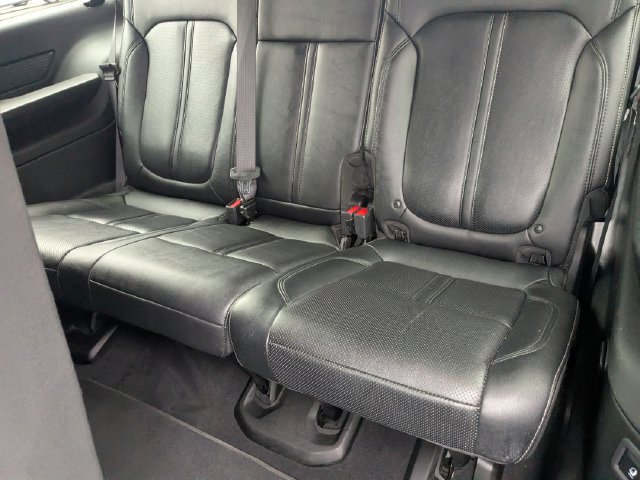 Used 2023 Jeep Wagoneer L Series III w/ Preferred Equipment Group AWD/4WD image 20