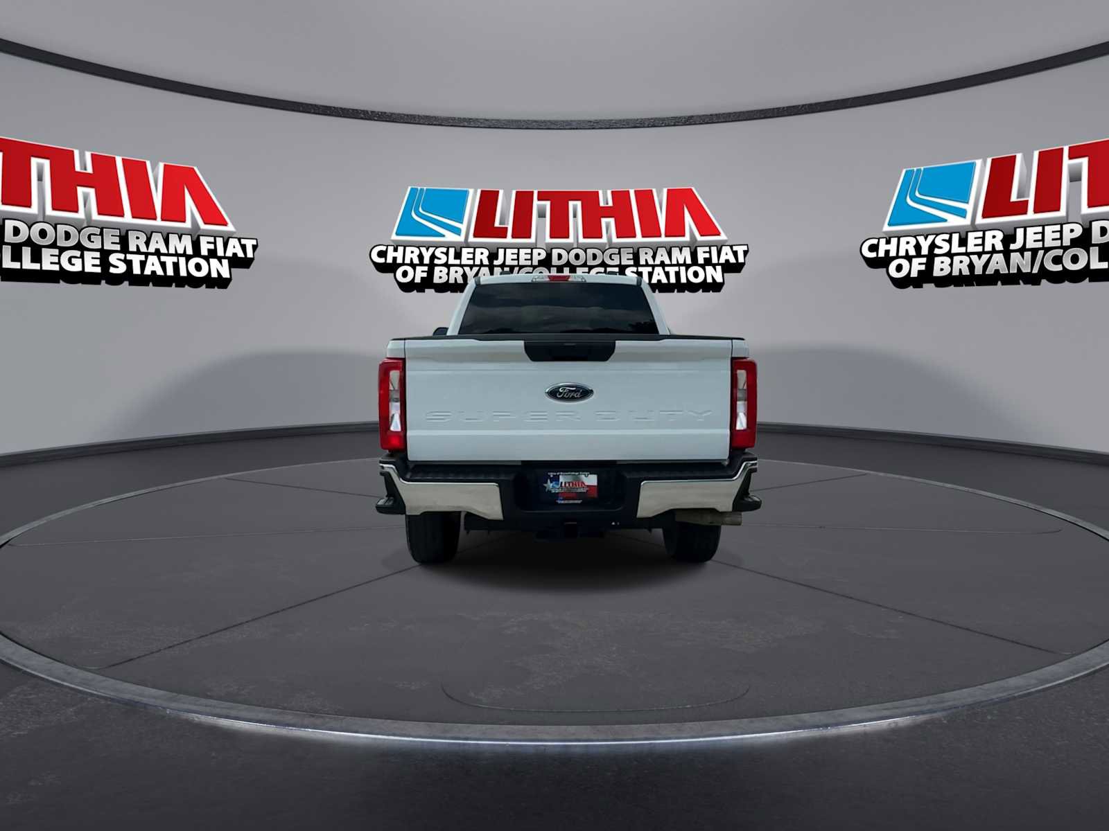 Used 2025 Ford F250 XLT w/ FX4 Off-Road Package AWD/4WD image 7