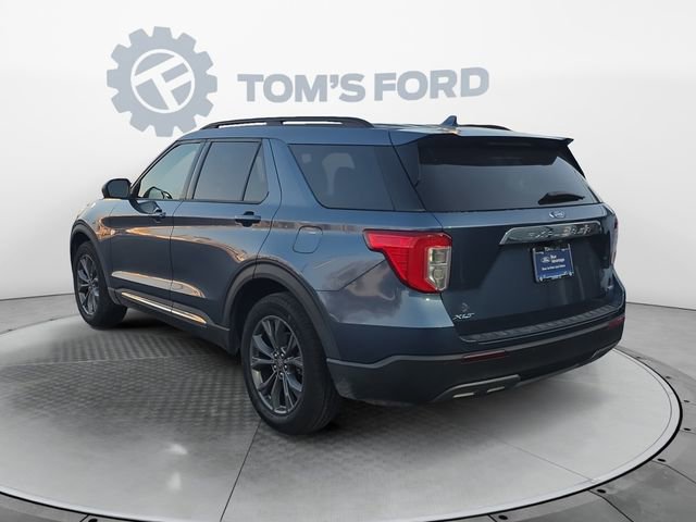 Certified 2020 Ford Explorer XLT w/ Equipment Group 202A image 3