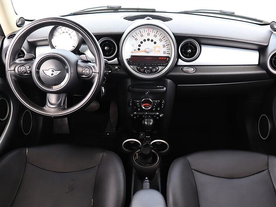 Used 2013 MINI Cooper Hardtop image 18