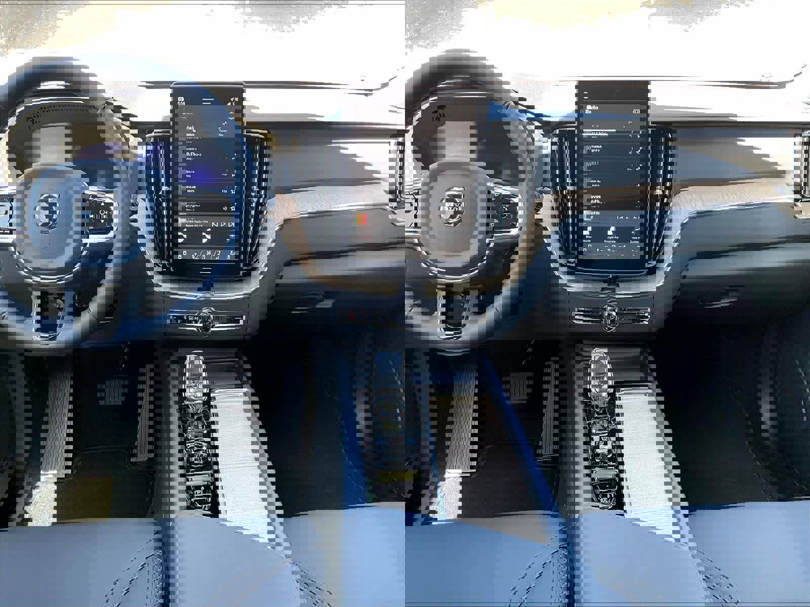 New 2026 Volvo XC60 B5 Core image 9