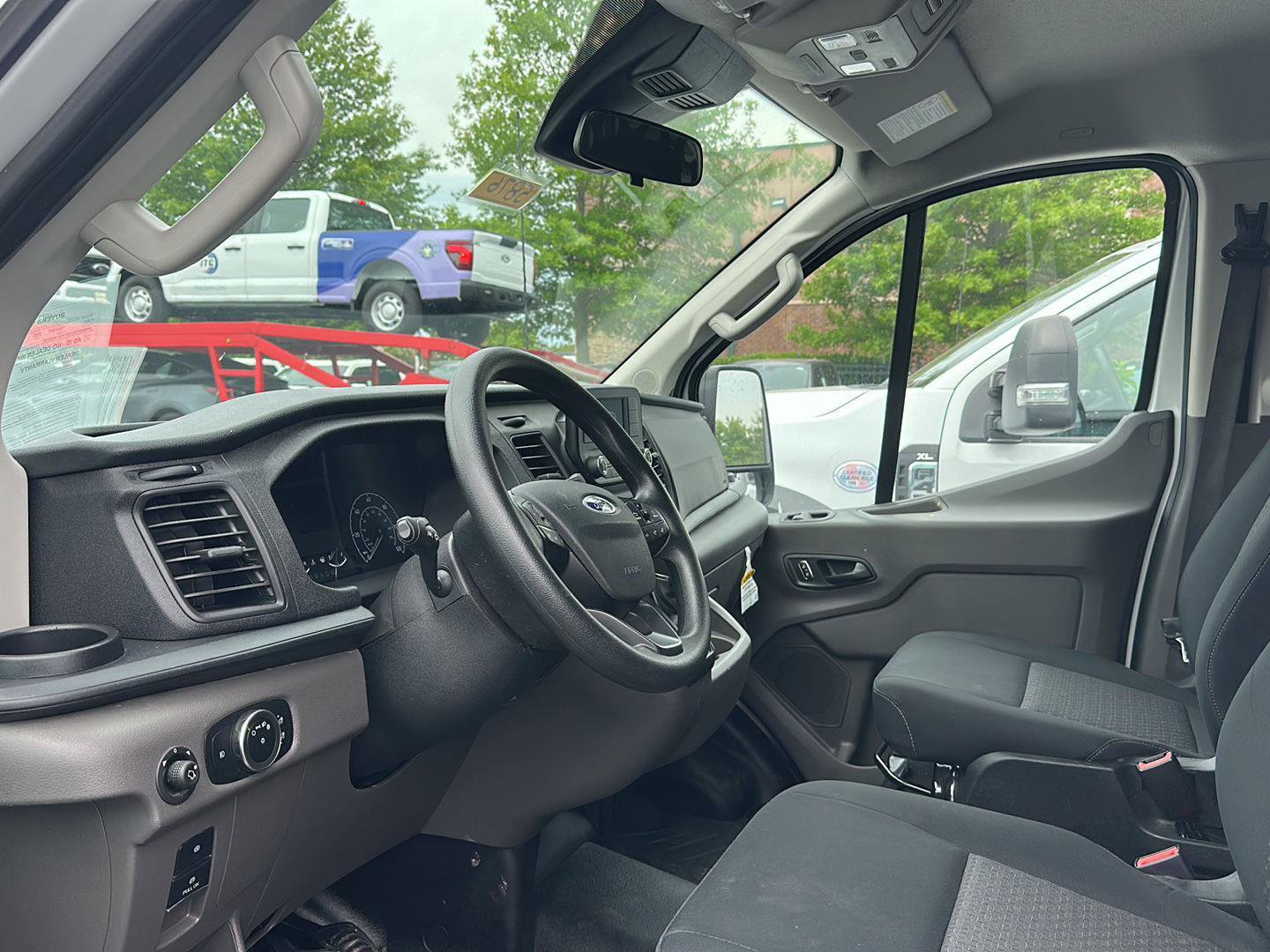 Certified 2025 Ford Transit 250 Low Roof w/ Exterior Upgrade Package RWD image 2