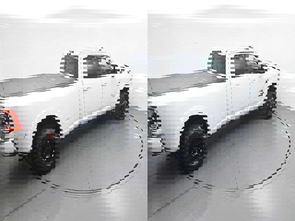 Used 2022 RAM 3500 Limited w/ Max Tow Package image 22