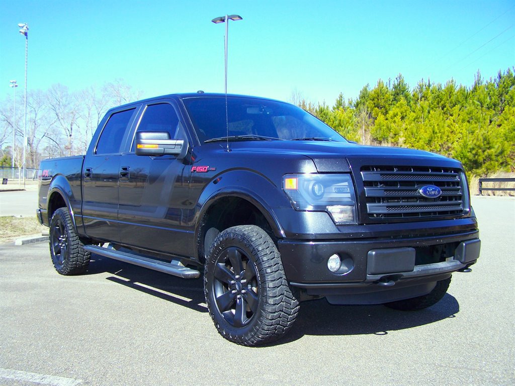 Used 2014 Ford F150 FX4 w/ Equipment Group 402A Luxury image 3
