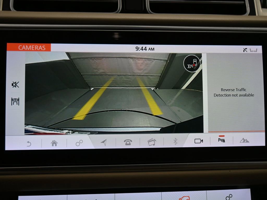 Used 2019 Land Rover Range Rover HSE image 15