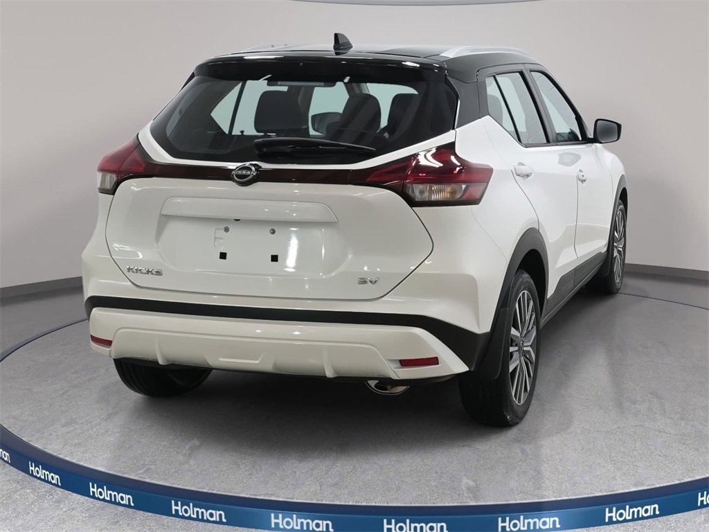 Used 2024 Nissan Kicks SV image 7