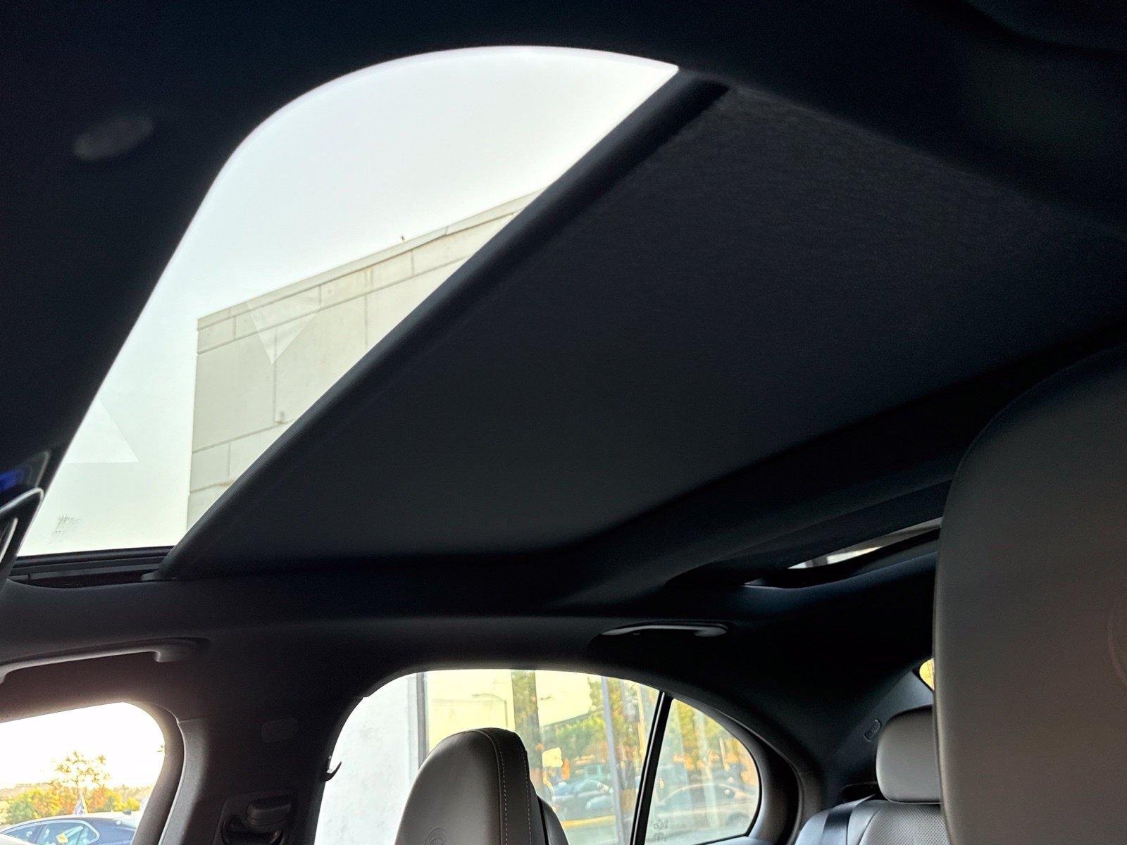 New 2027 Mercedes-Benz E 53 AMG e 4MATIC Sedan image 21