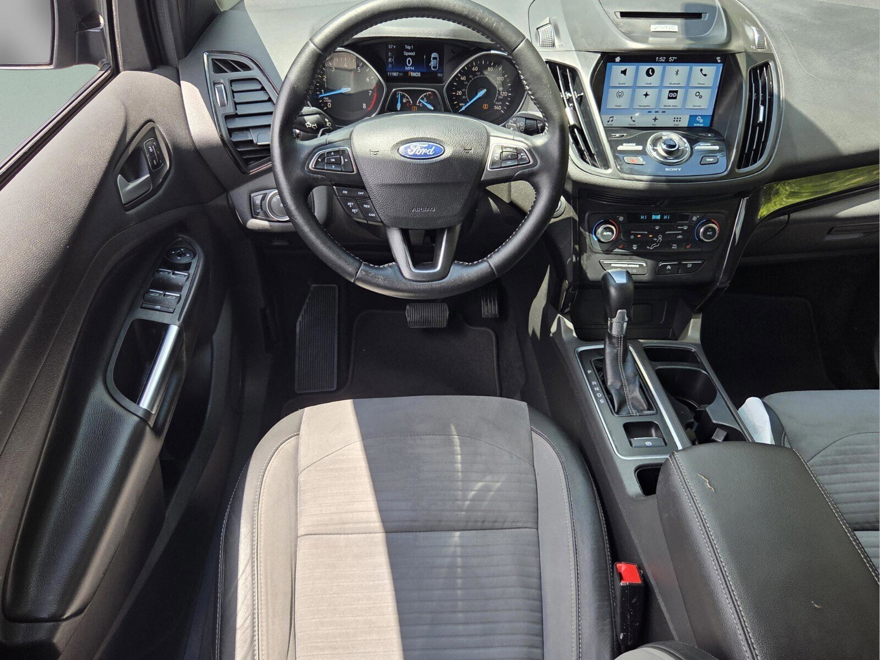 Used 2017 Ford Escape Titanium FWD image 9