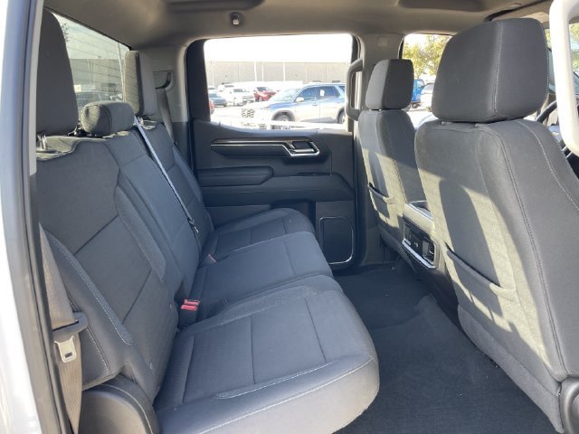 Used 2025 Chevrolet Silverado 1500 LT AWD/4WD image 30
