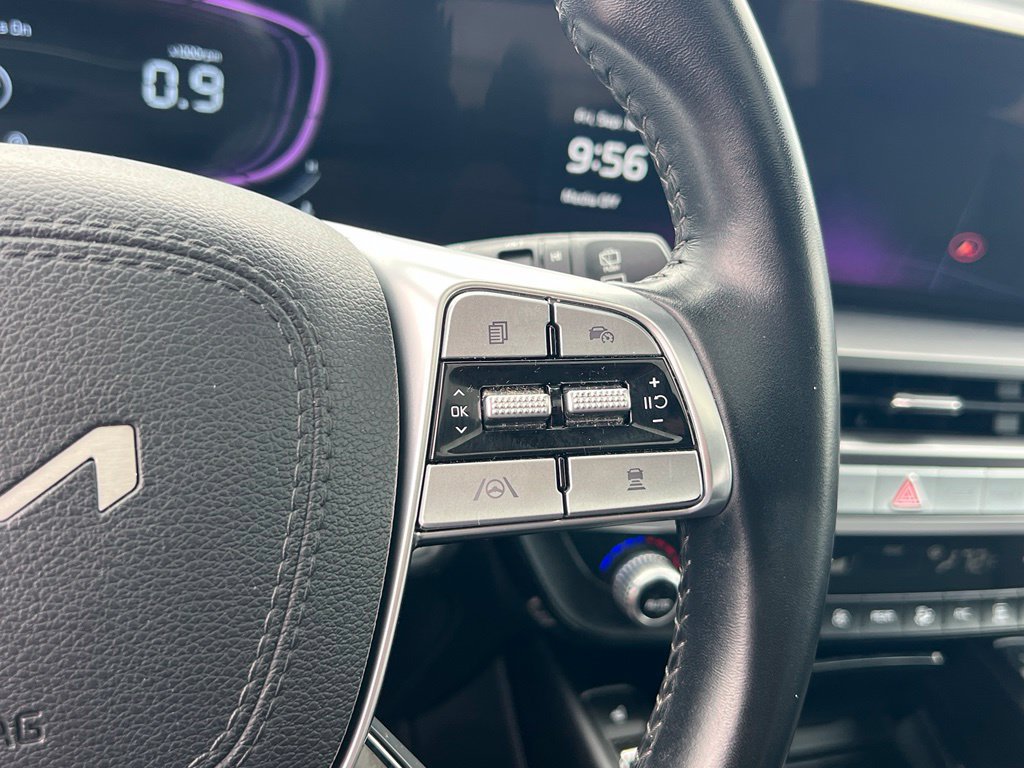 Certified 2025 Kia Telluride S FWD image 22