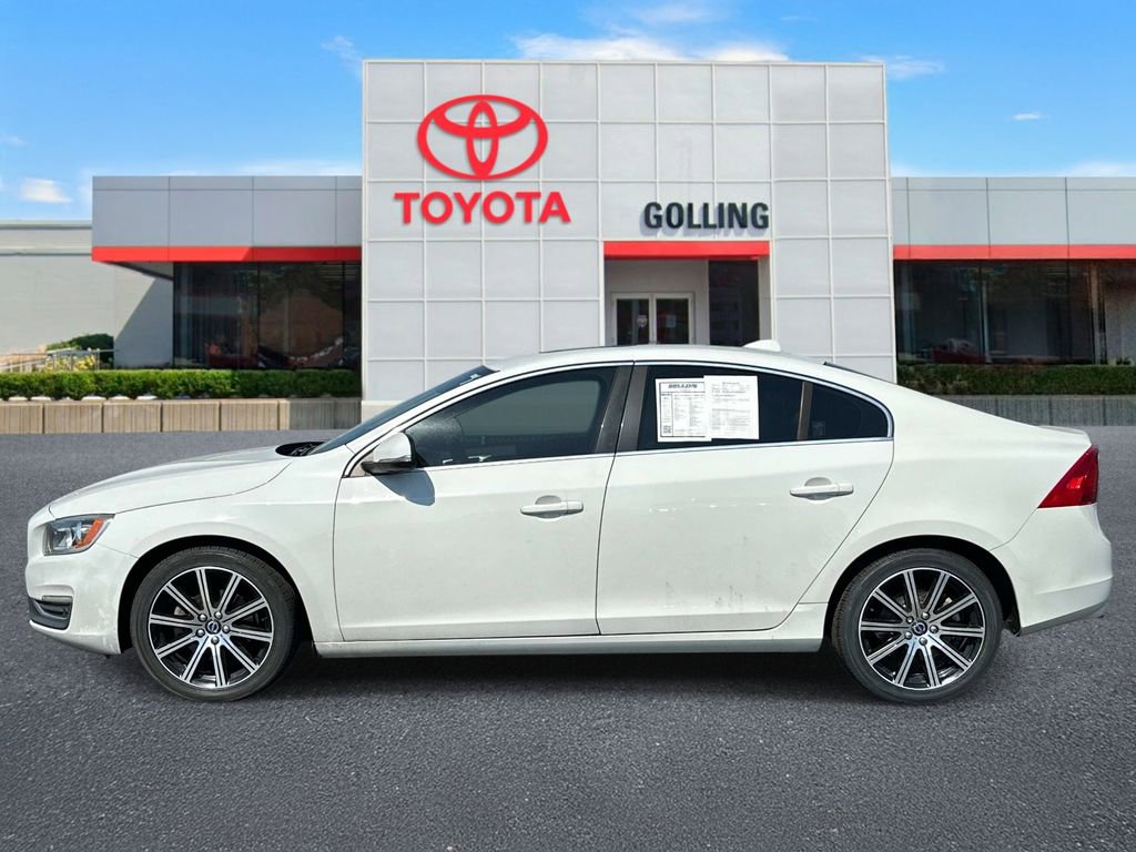 Used 2016 Volvo S60 T5 Premier FWD image 2
