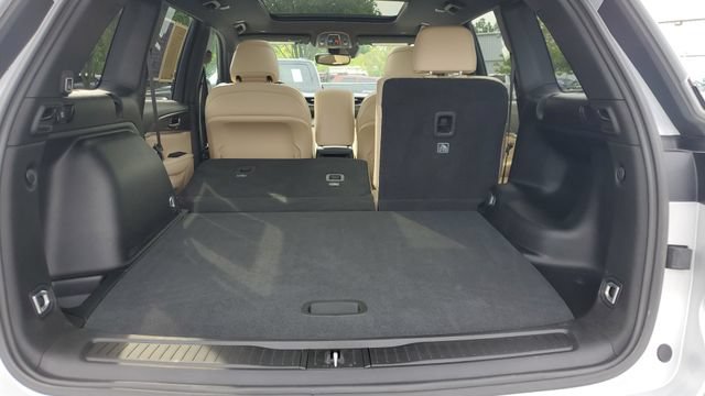 Certified 2024 Jeep Grand Cherokee Limited w/ Black Appearance Package AWD/4WD image 25