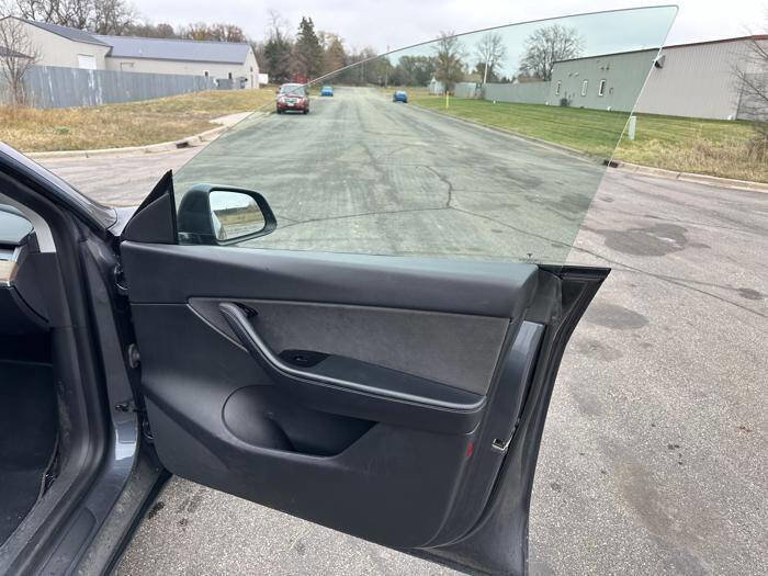 Used 2020 Tesla Model Y Performance image 20