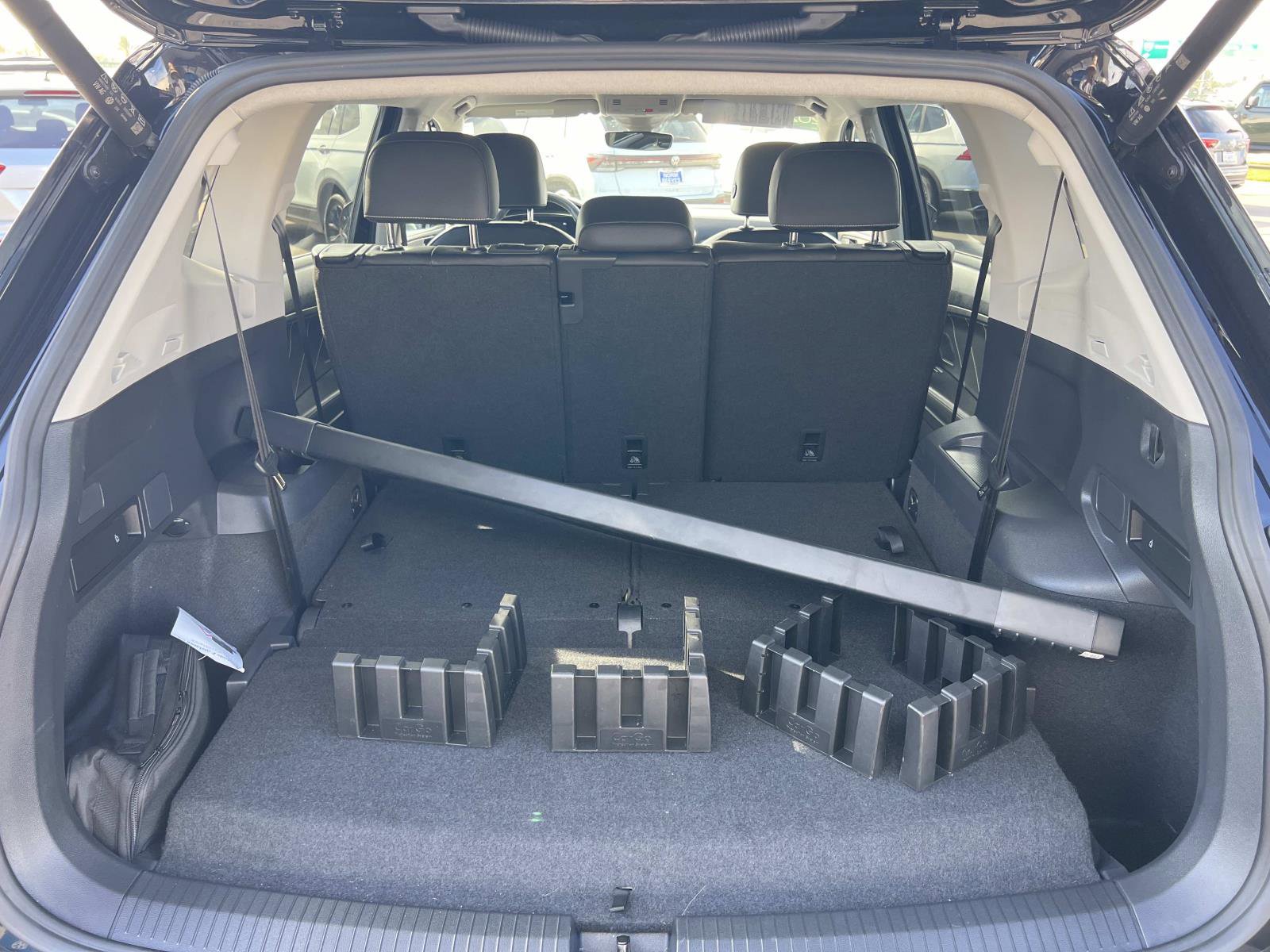 Certified 2022 Volkswagen Tiguan SE image 20