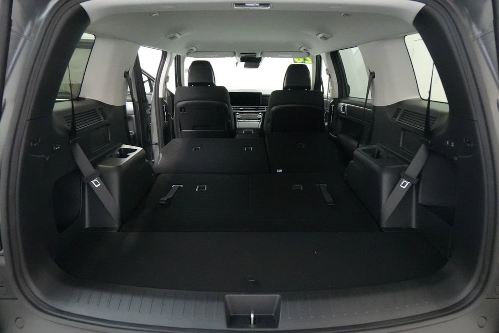 New 2026 Hyundai Santa Fe SE image 27