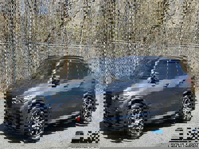 Used 2020 BMW X5 xDrive40i w/ M Sport Package image 2