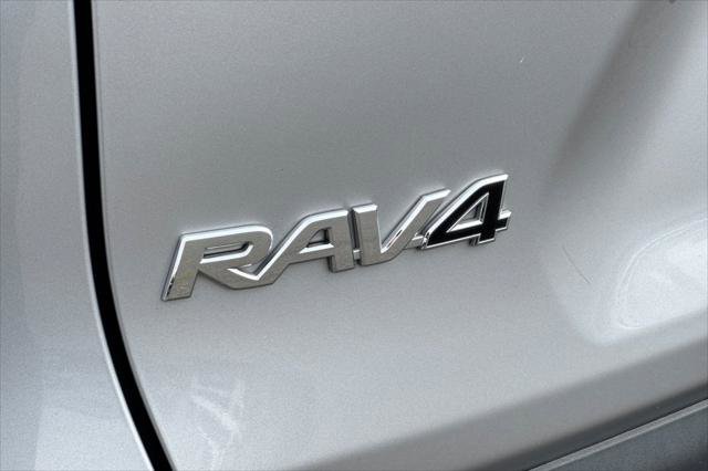 Certified 2024 Toyota RAV4 LE image 31