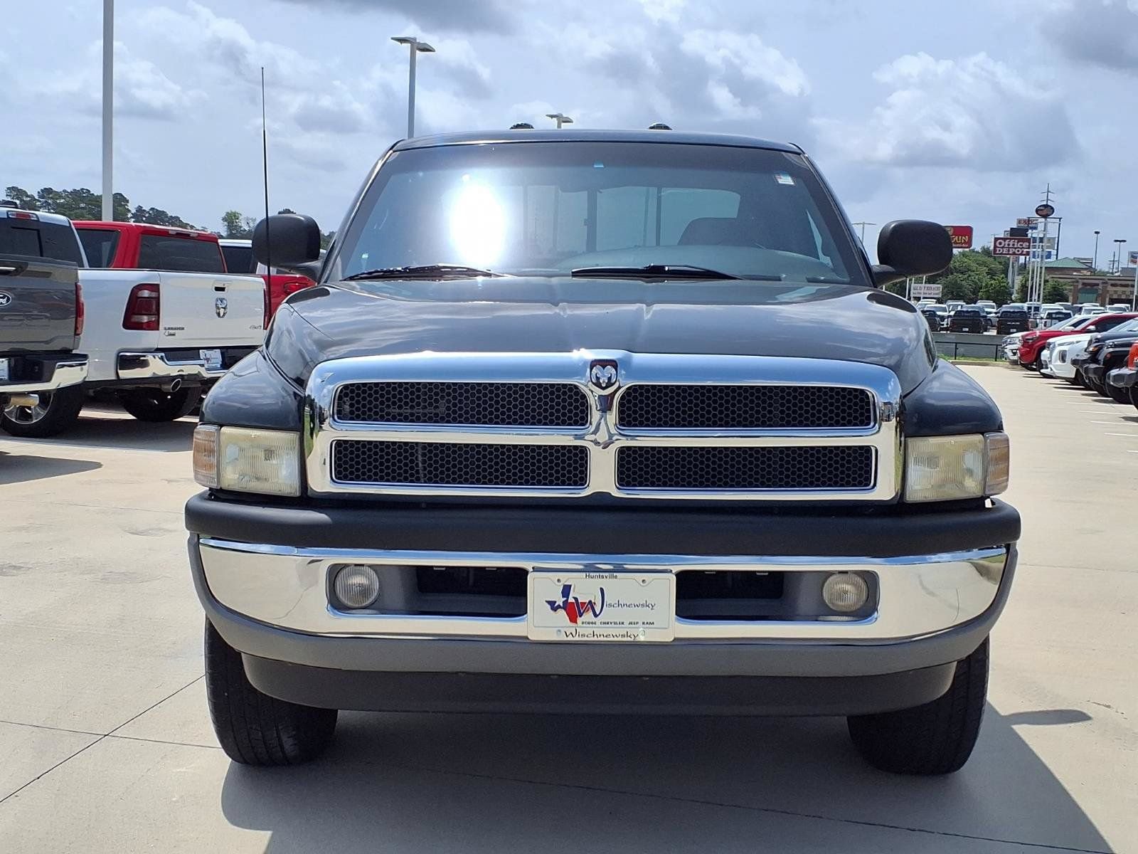 Used 1998 Dodge Ram 1500 Truck 4x4 Quad Cab image 4