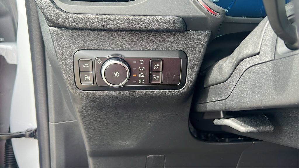 New 2025 Ford Escape Plug-in Hybrid w/ PHEV Premium Package image 15