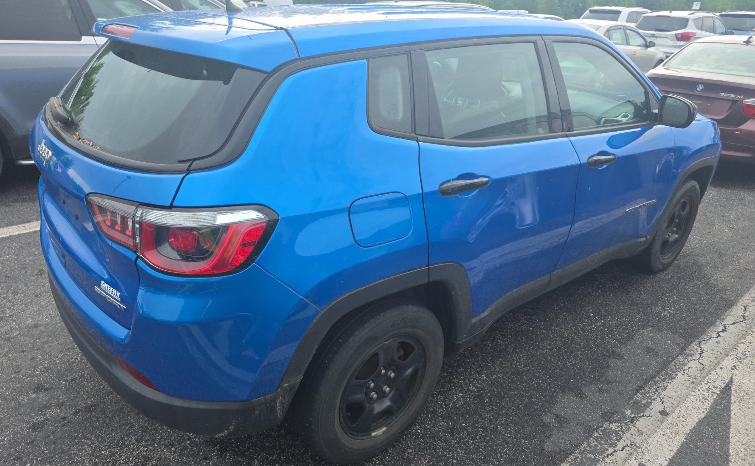 Used 2018 Jeep Compass Sport FWD image 4