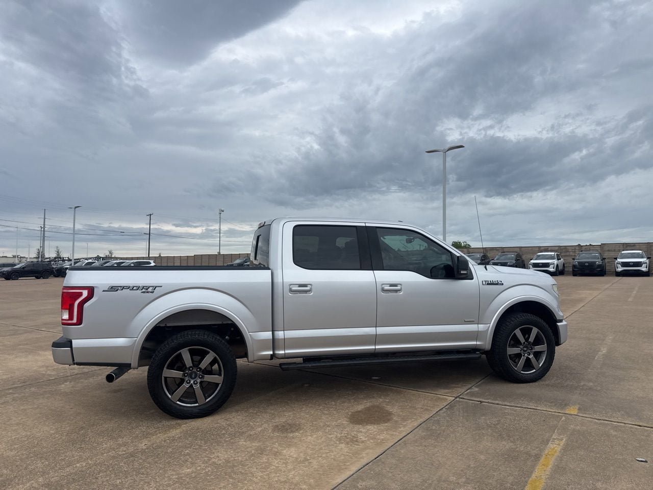 Used 2016 Ford F150 XLT w/ Equipment Group 302A Luxury AWD/4WD image 24