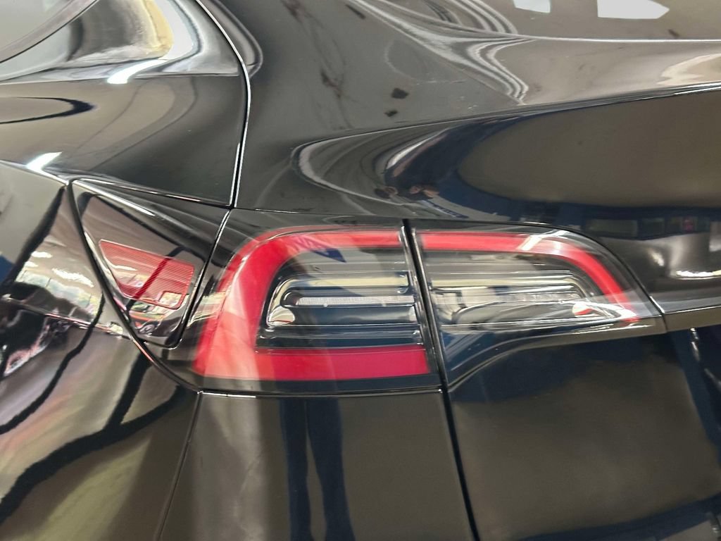 Used 2023 Tesla Model Y Long Range AWD/4WD image 19