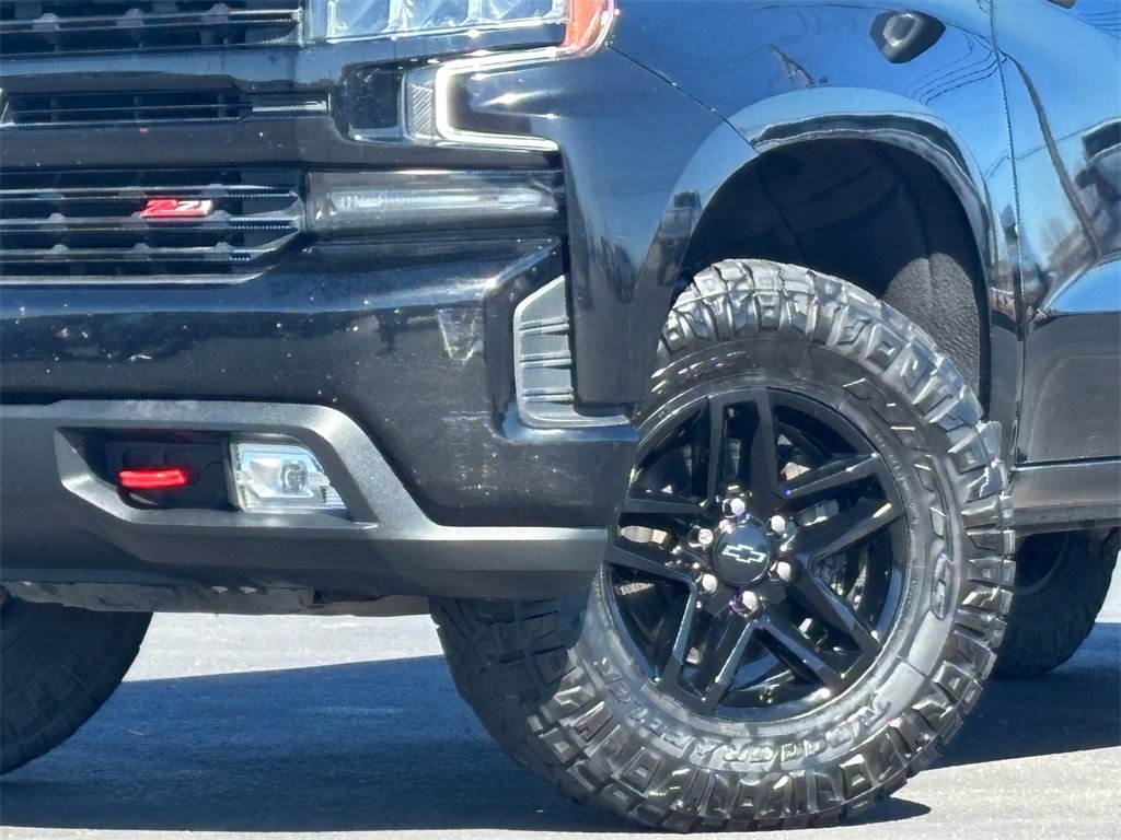 Used 2021 Chevrolet Silverado 1500 LT Trail Boss w/ Bed Protection Package image 2