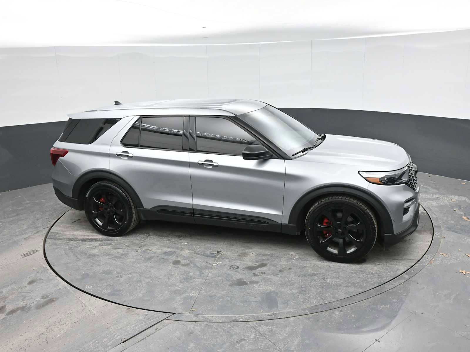 Used 2022 Ford Explorer ST w/ ST High-Performance Pack image 38