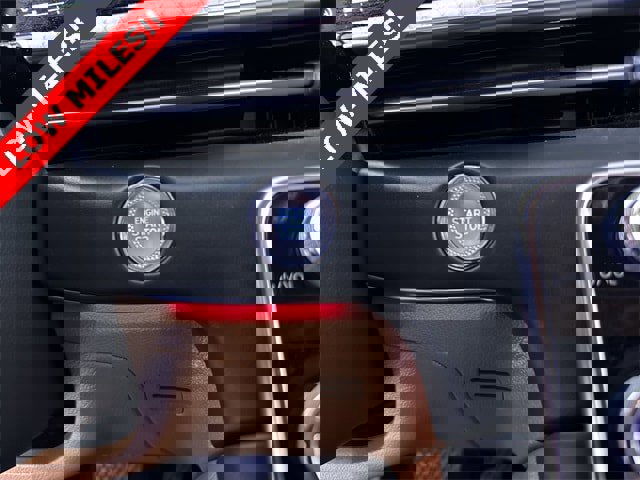 Used 2025 Genesis GV80 3.5T Advanced image 17