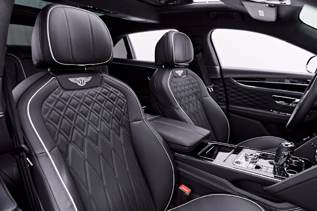 Used 2023 Bentley Flying Spur V8 AWD/4WD image 47