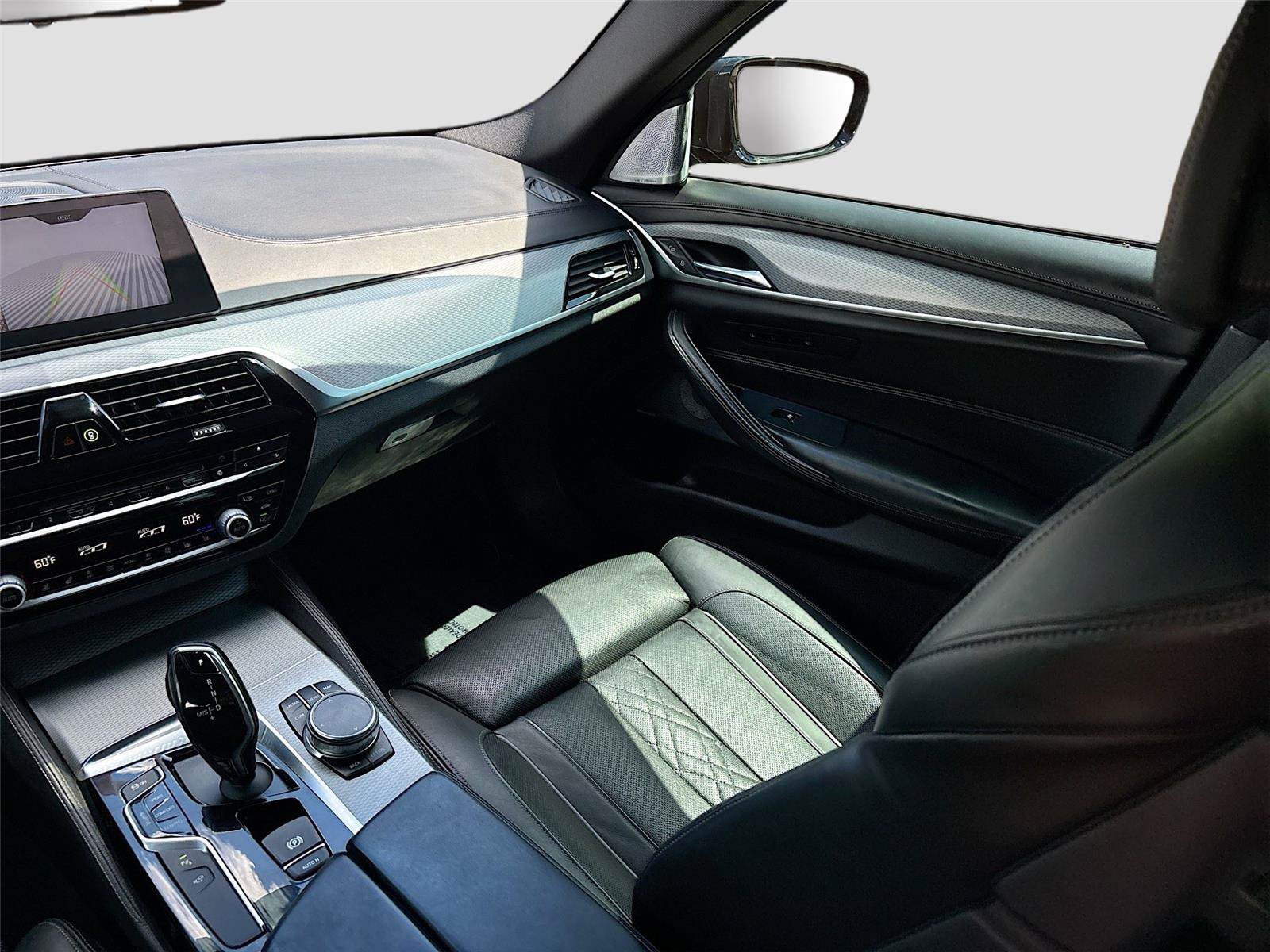 Used 2018 BMW 540i w/ M Sport Package RWD image 25